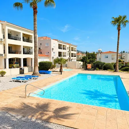 Sea View With Pool & Balcony Near Coral Bay