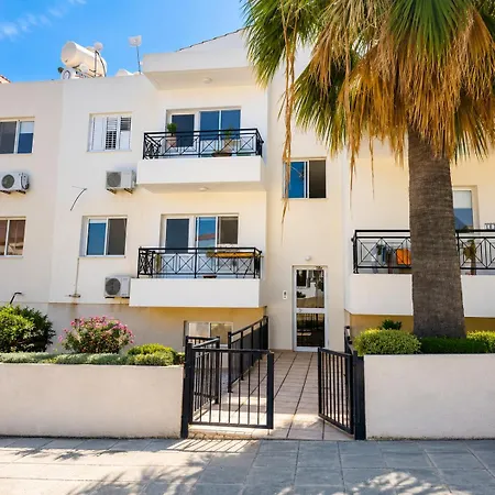 Sea View With Pool & Balcony Near Coral Bay *